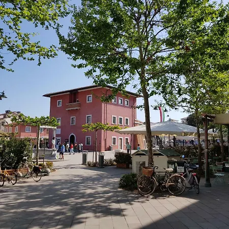 Rodeo Drive * Viareggio